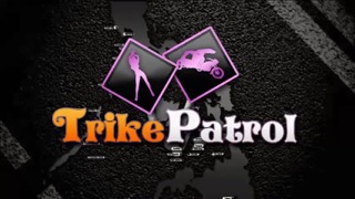 Молоденькая азиатка насаживается на большой член мужика