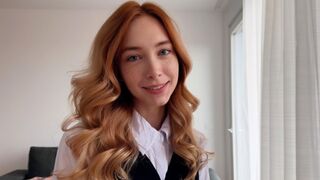 Секретарша хотела повышение зарплаты, но вместо этого получила сперму на киску — Loly Nebel