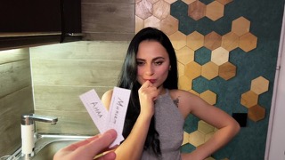 Сегодня ей выпал минет