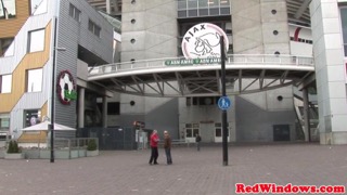 Мужик трахает зрелую худощавую суку
