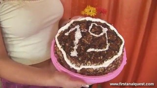 Сливочный анал с блондинкой из России